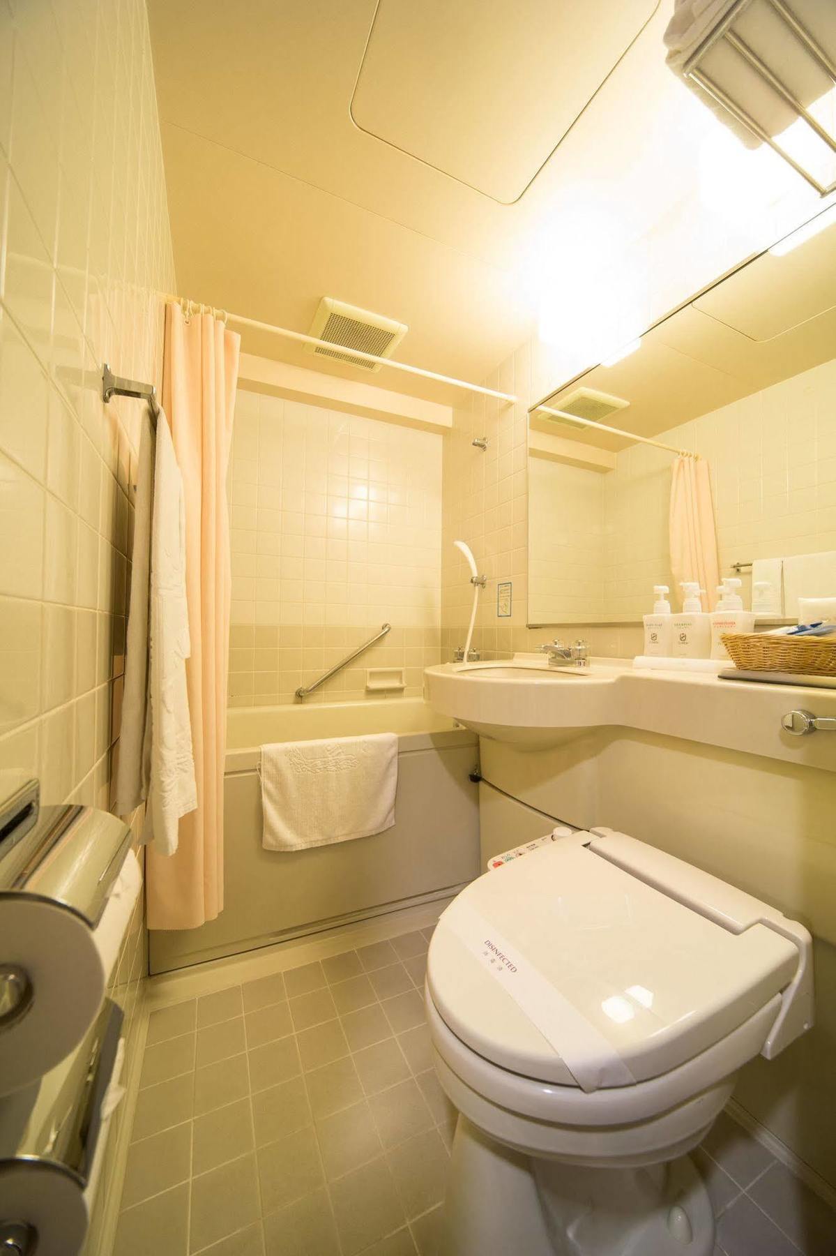 Hotel Claiton Esaka Суйта Екстер'єр фото