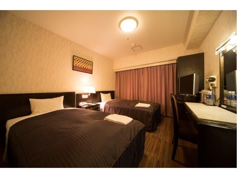 Hotel Claiton Esaka Суйта Екстер'єр фото